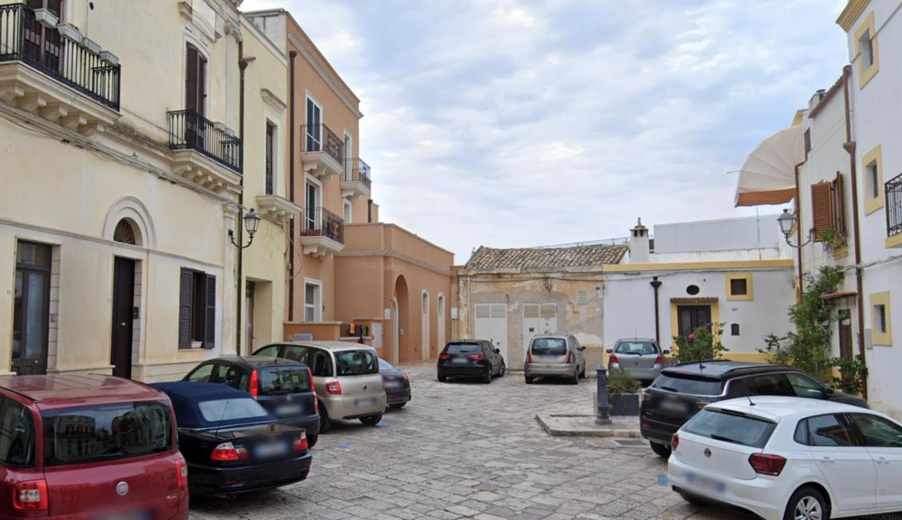 Appartamento Fontanella Deluxe Brindisi Exteriör bild